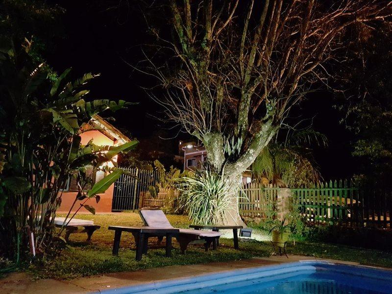 Iguazu Inn Hostel プエルト・イグアス エクステリア 写真