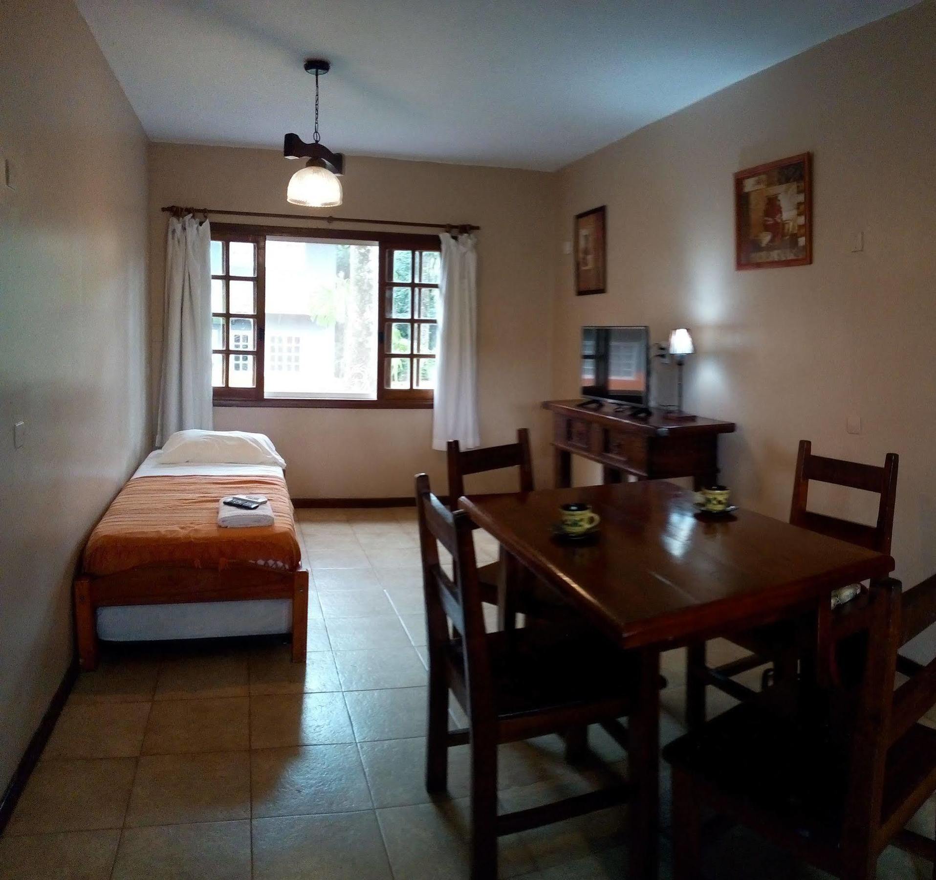 Iguazu Inn Hostel プエルト・イグアス エクステリア 写真