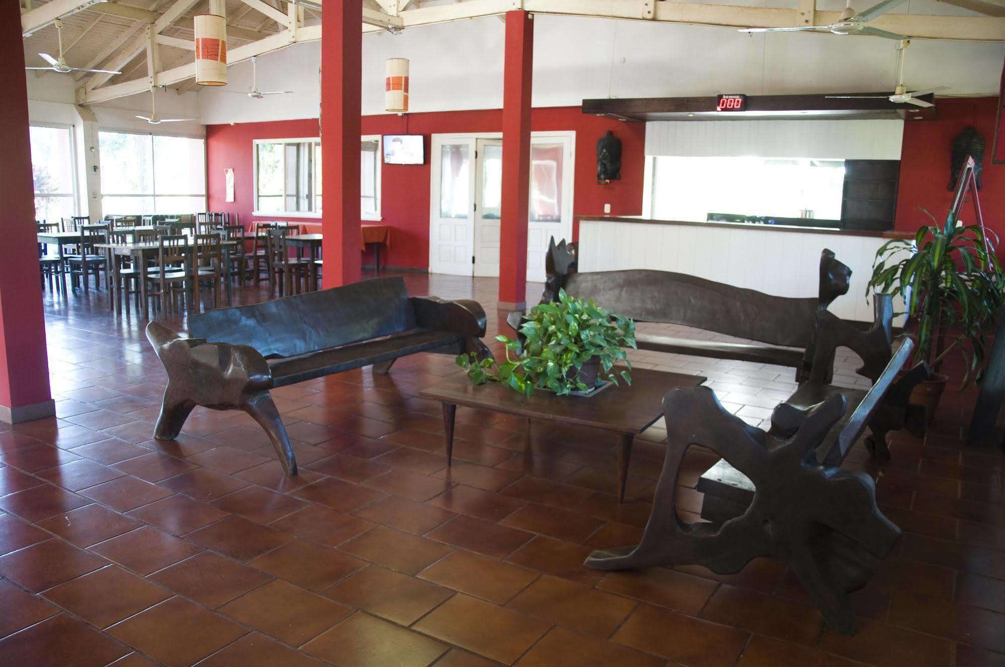 Iguazu Inn Hostel プエルト・イグアス エクステリア 写真